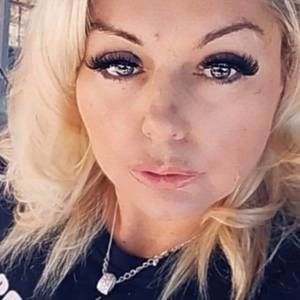 Meet your Posher, Ingrid